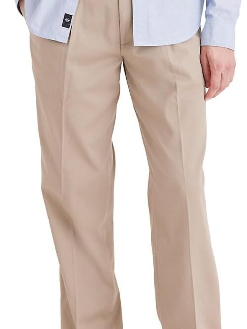 Men's easy khaki pants, classic fit, pleated.